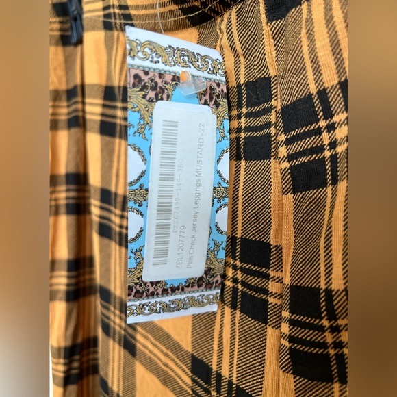 BOOHOO Plus Check Jersey Leggings - Picture 3 of 7